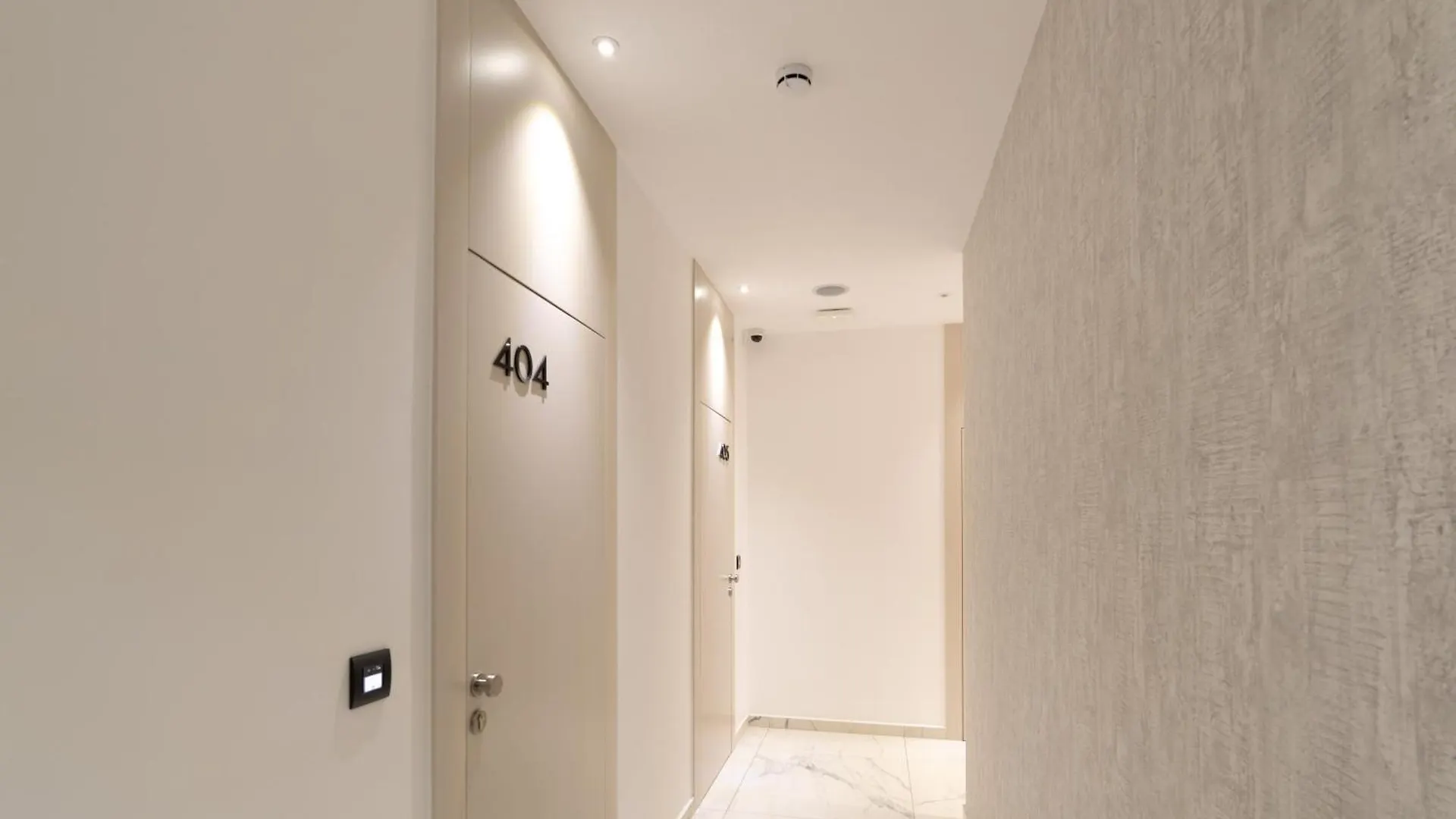 Glow Boutique Hotel & Suites Sarande 4*,