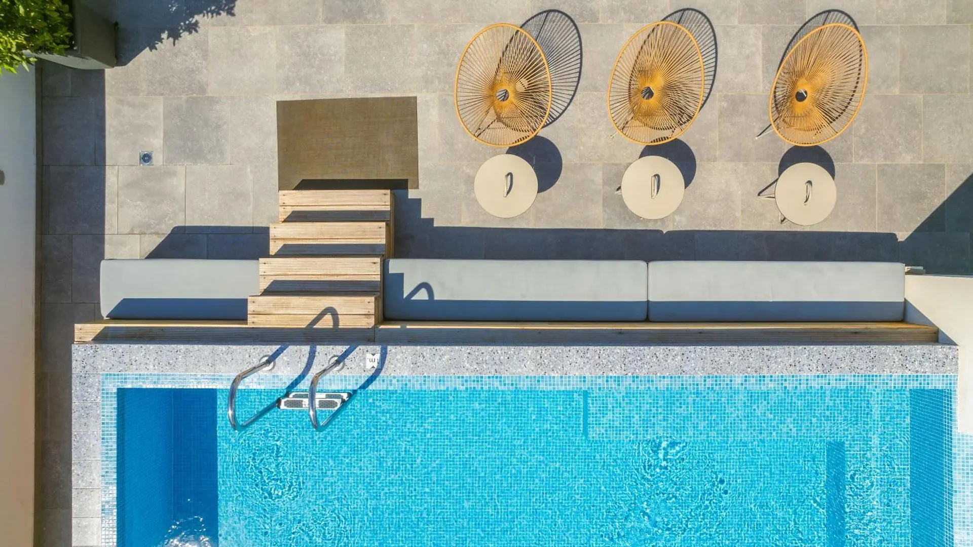 Glow Boutique Hotel & Suites Sarandë Albanien