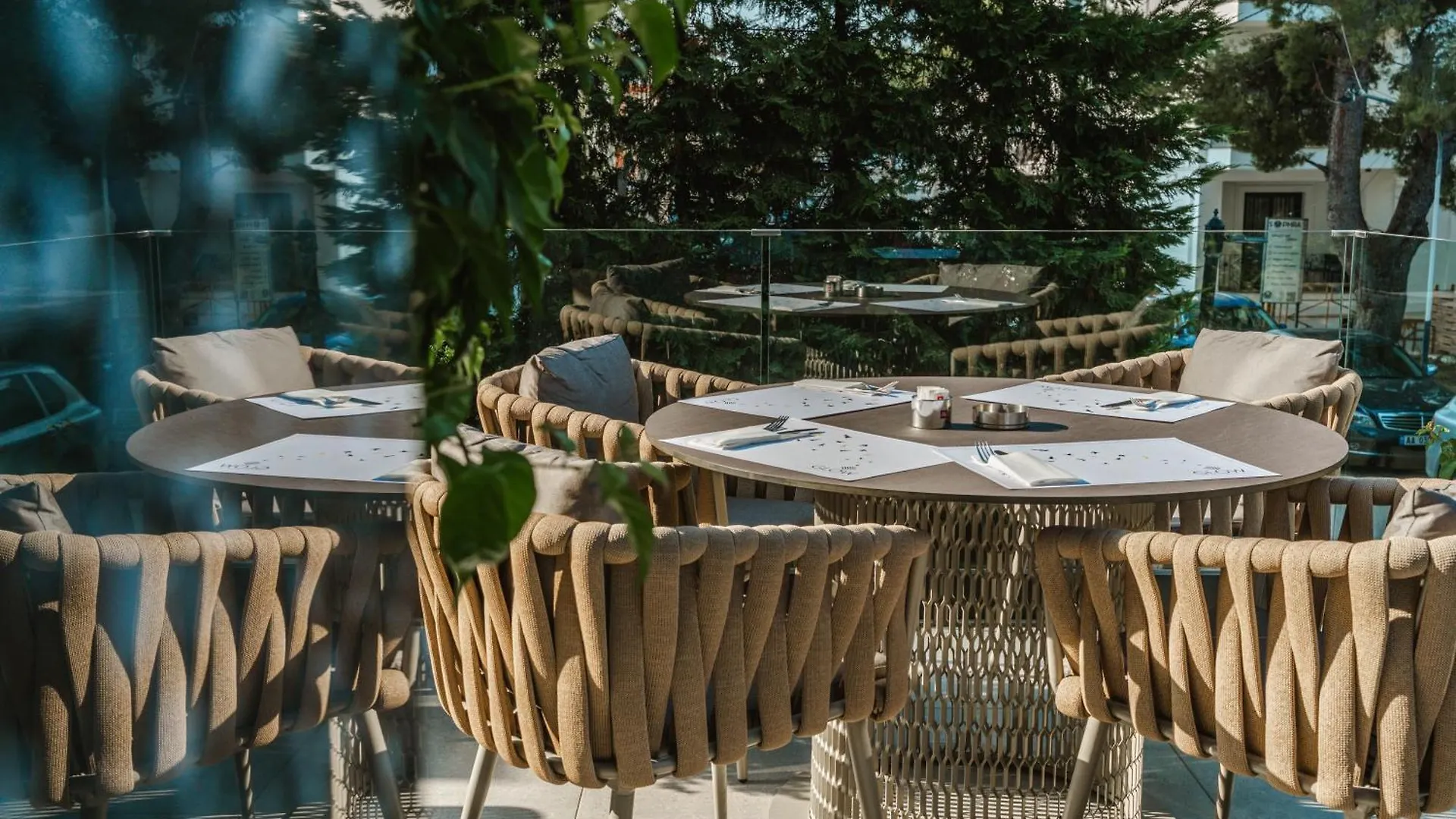 Glow Boutique Hotel & Suites Sarande