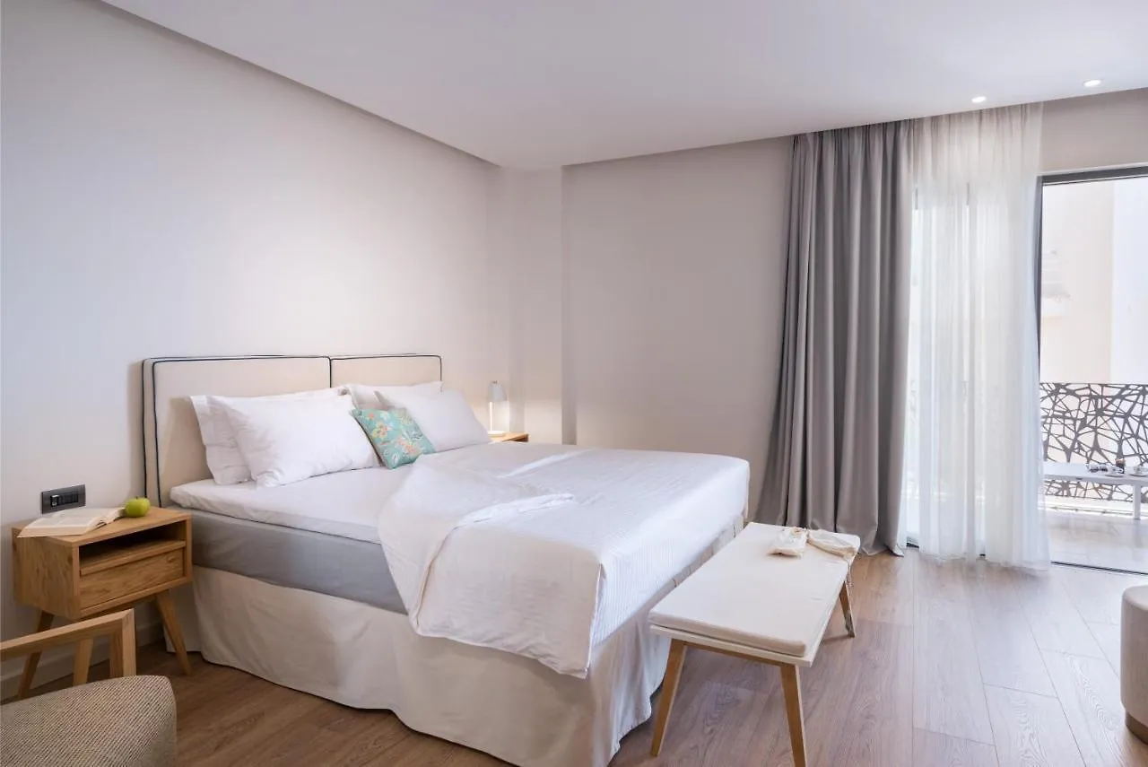 Glow Boutique Hotel & Suites Sarandë 4*,  阿尔巴尼亚