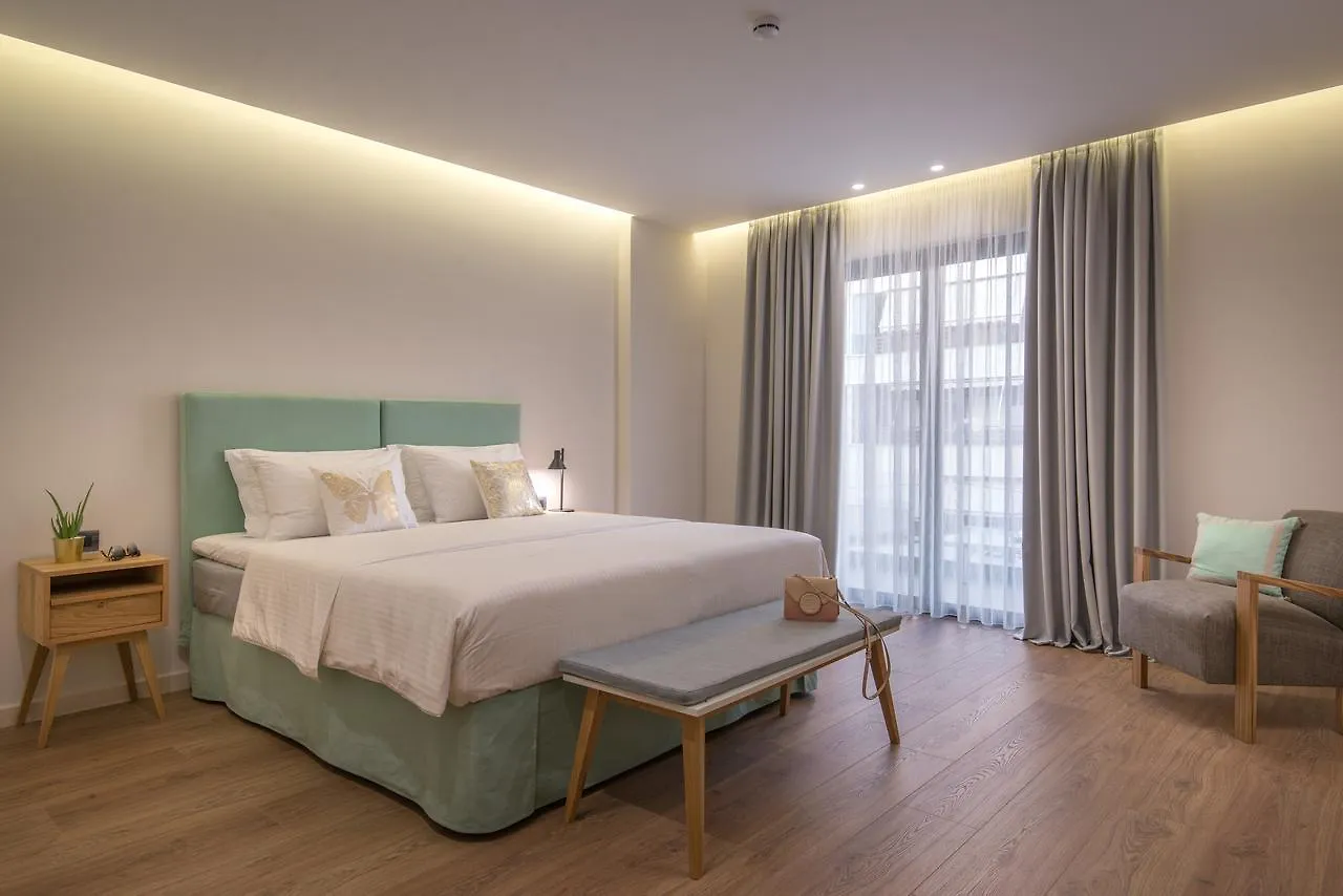 Glow Boutique Hotel&Suites Saranda 4*,