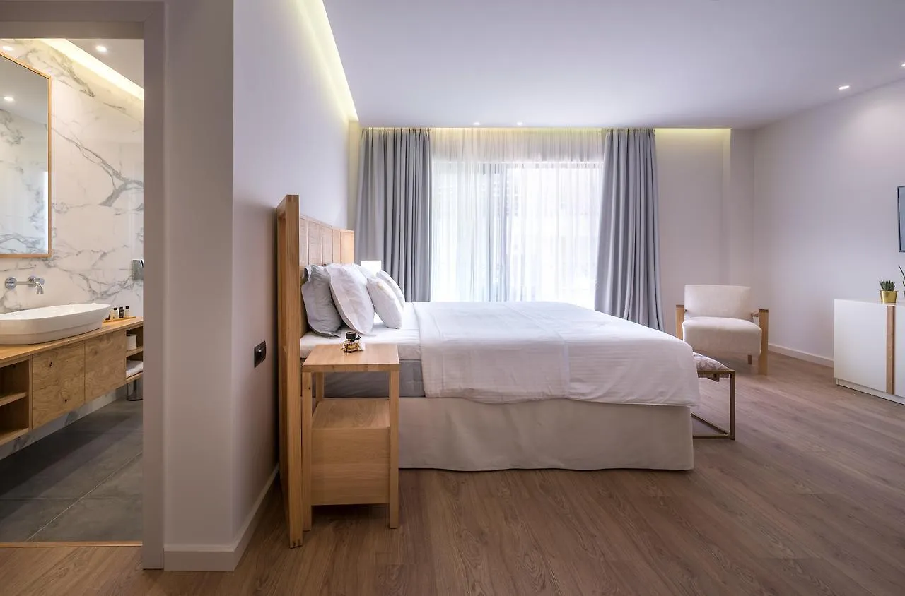 סרנדה Glow Boutique Hotel & Suites