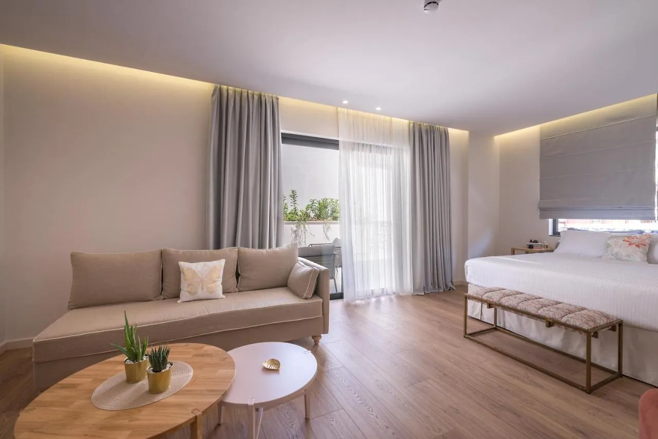 סרנדה Glow Boutique Hotel & Suites