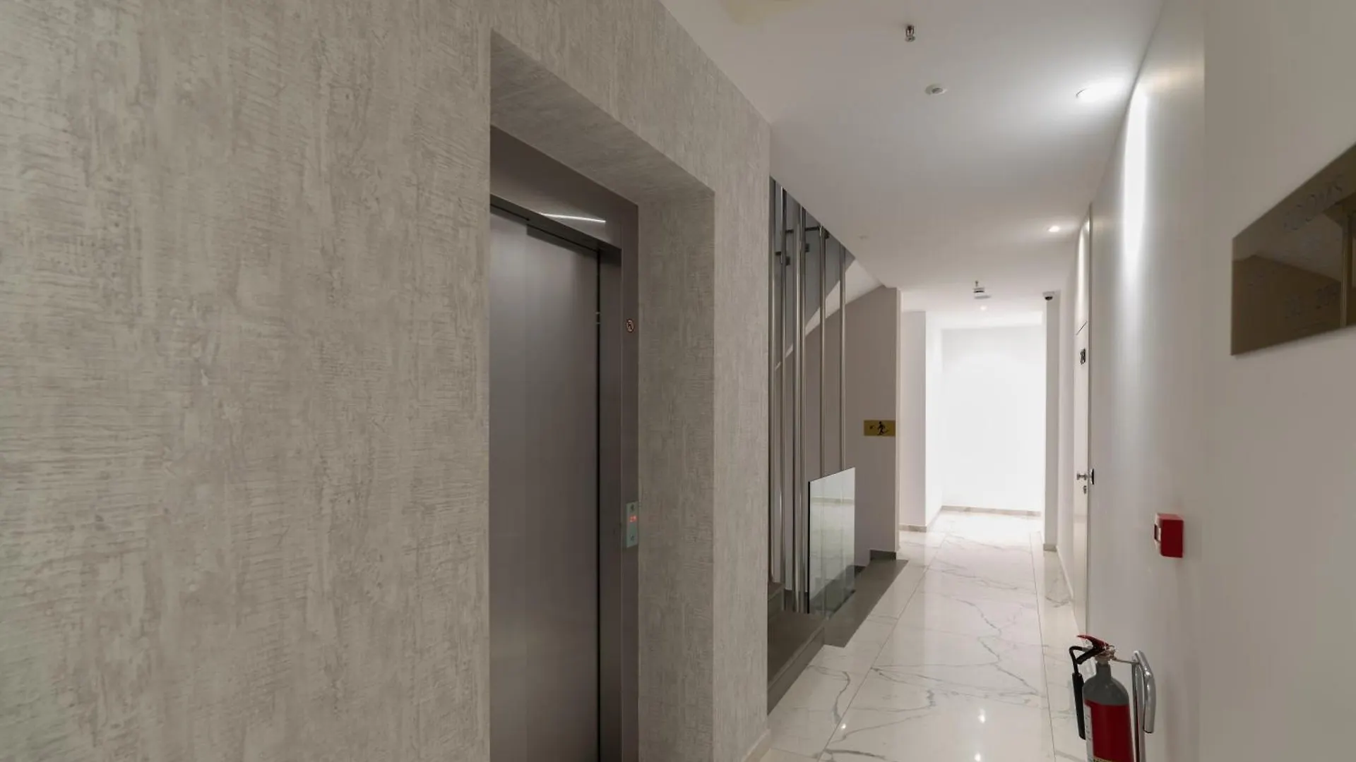 Glow Boutique Hotel & Suites Саранда 4*,  Албания