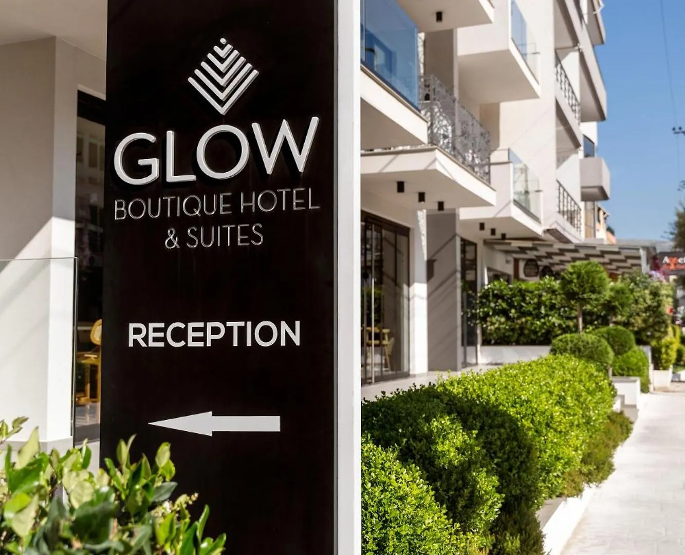 Glow Boutique Hotel & Suites Sarande
