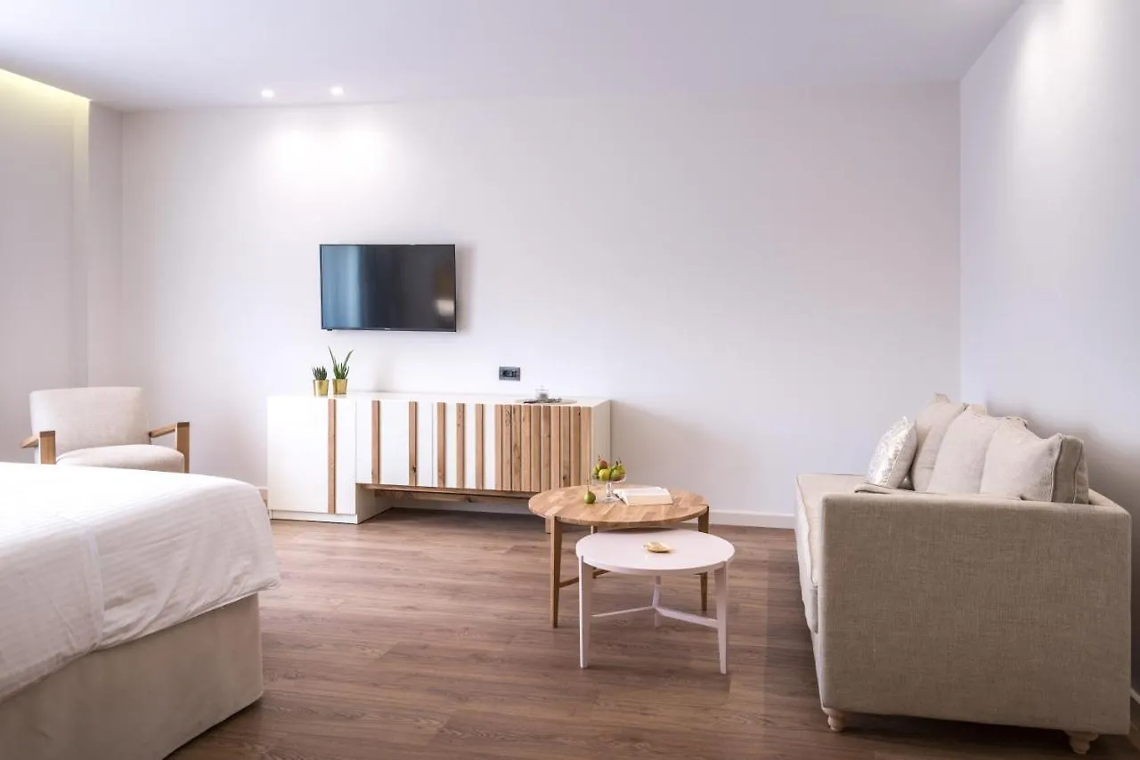 Glow Boutique Hotel & Suites Саранда