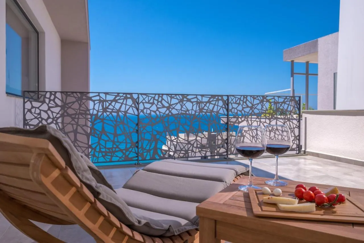 Glow Boutique Hotel & Suites Саранда