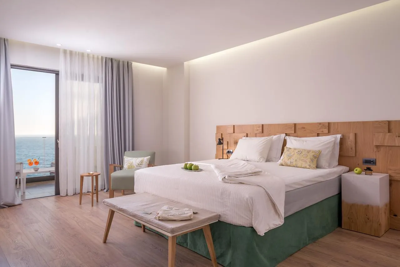 Glow Boutique Hotel & Suites Саранда
